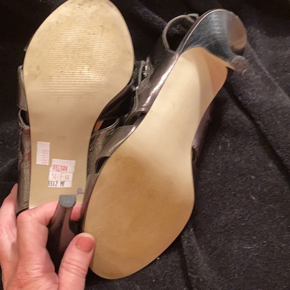 High heels - Picture 4 of 7